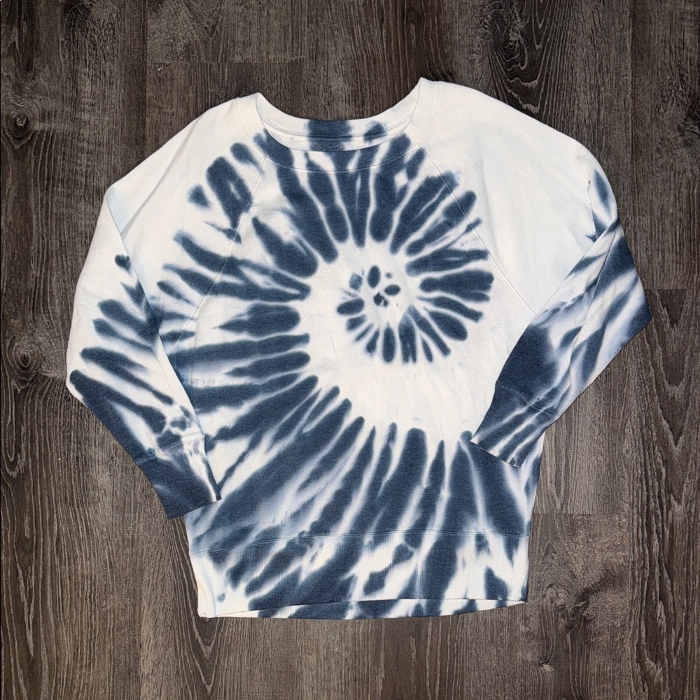 Blue and White Tie-Dye Sweatshirt